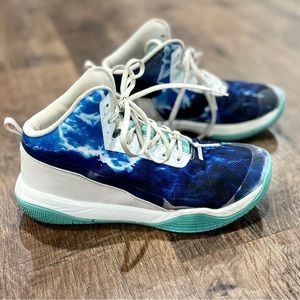 Moolah Kicks Phantom 1 Women’s basketball shoes